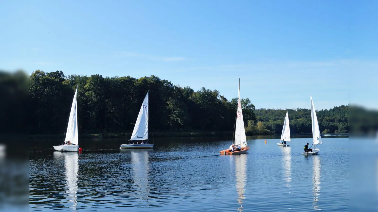 Mit dem Sportbootführerschein auf Binnengewässern unterwegs - neue Ausbildungskurse am Schieder-Emmersee. (Foto: SCSE vereinsintern/Schieder-Emmersee)
